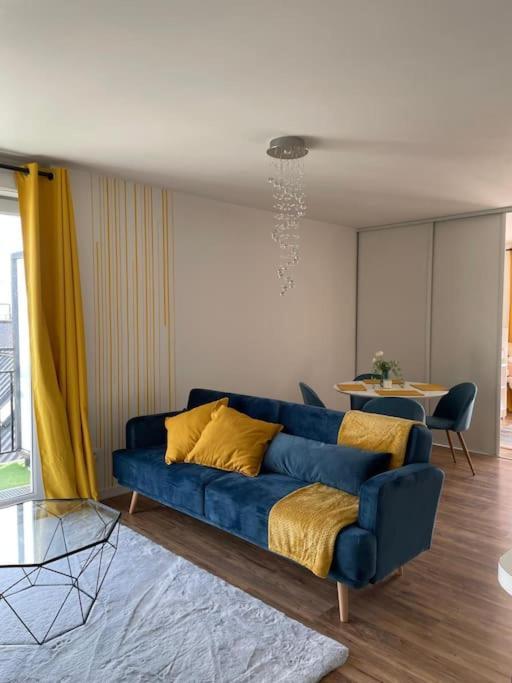 Appartement 3P Gare Terrasse Et Parking Prive Franconville  Exterior foto